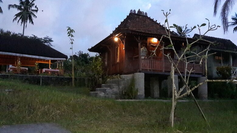 Hotel Kubu Taru