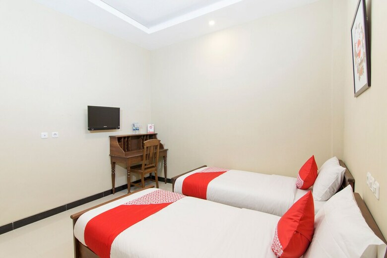 Hostal Oyo 890 Dewi Fortuna Guest House