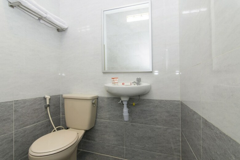 Hostal Oyo 890 Dewi Fortuna Guest House