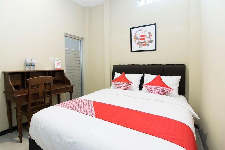 Hostal Oyo 890 Dewi Fortuna Guest House