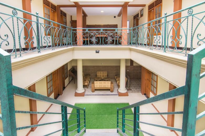 Hostal Oyo 890 Dewi Fortuna Guest House
