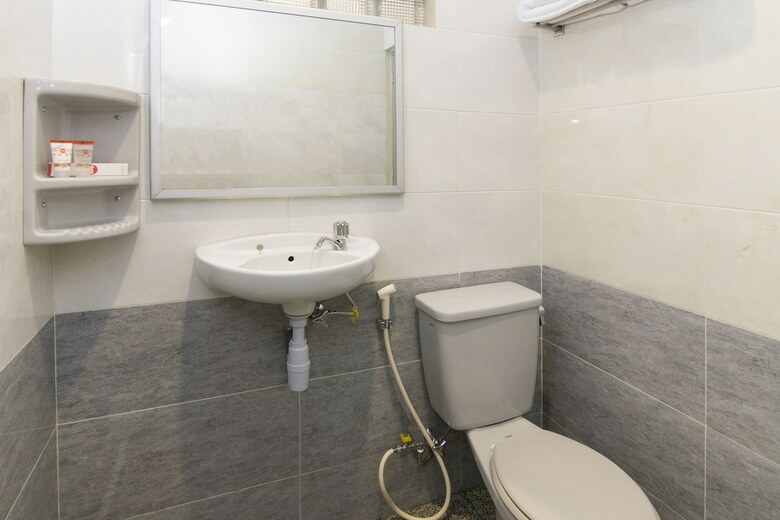Hostal Oyo 890 Dewi Fortuna Guest House
