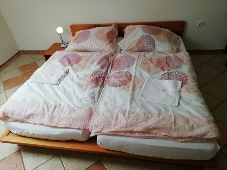 Hotel 28