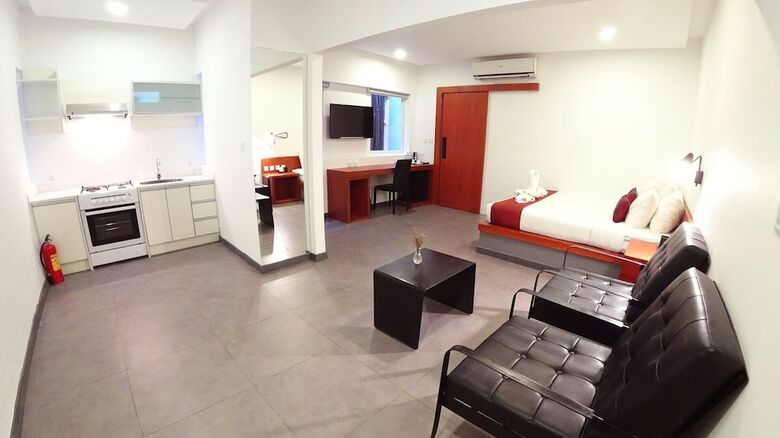 Aparthotel Hotel Records