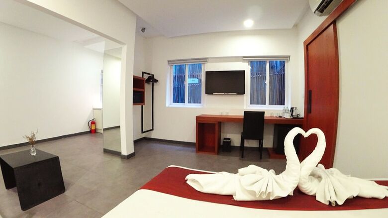 Aparthotel Hotel Records