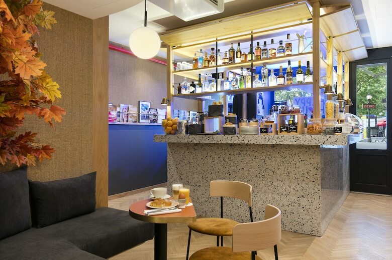 Oh La La! Hotel Bar - Paris Bastille