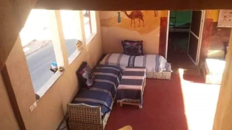 Hostal Dounia Hostel