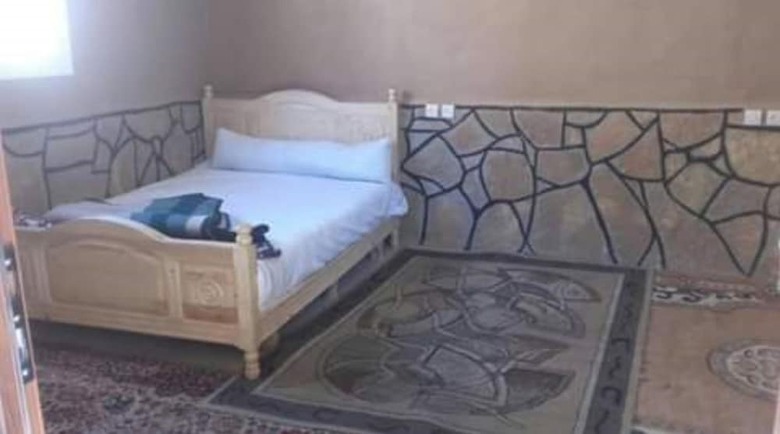 Hostal Dounia Hostel