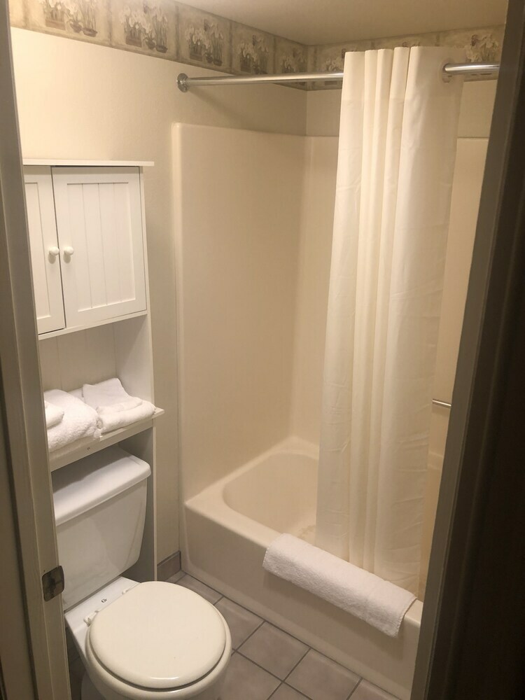 Hotel National 9 Inn