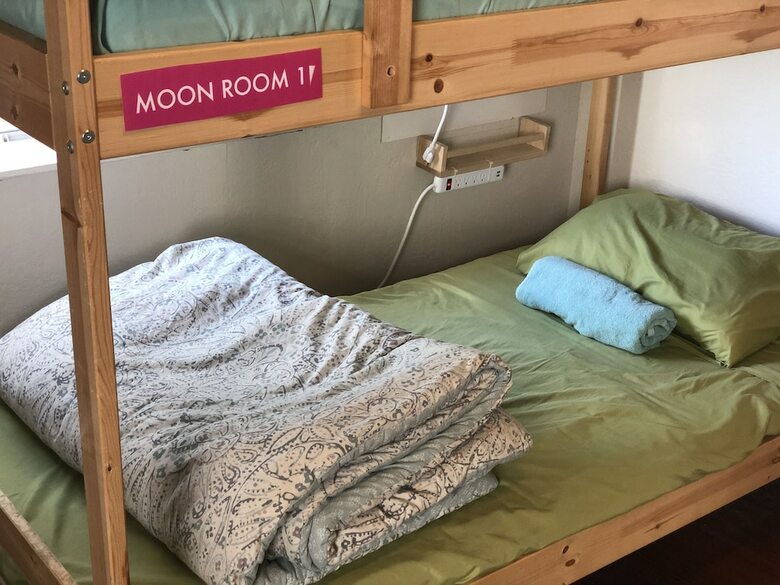 Hostal Whole Family - Wholeville