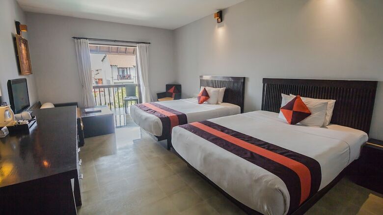 Hotel The Lokha Legian Resort & Spa