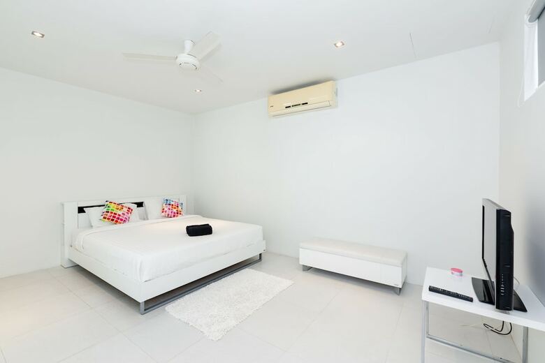 4 Bedroom Modern Pool Villa