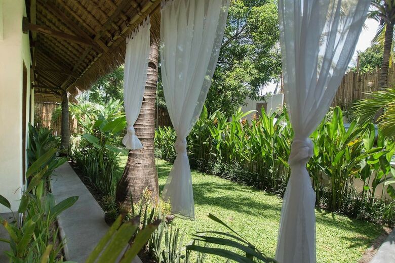 Bed & Breakfast The Mandana Gili Air