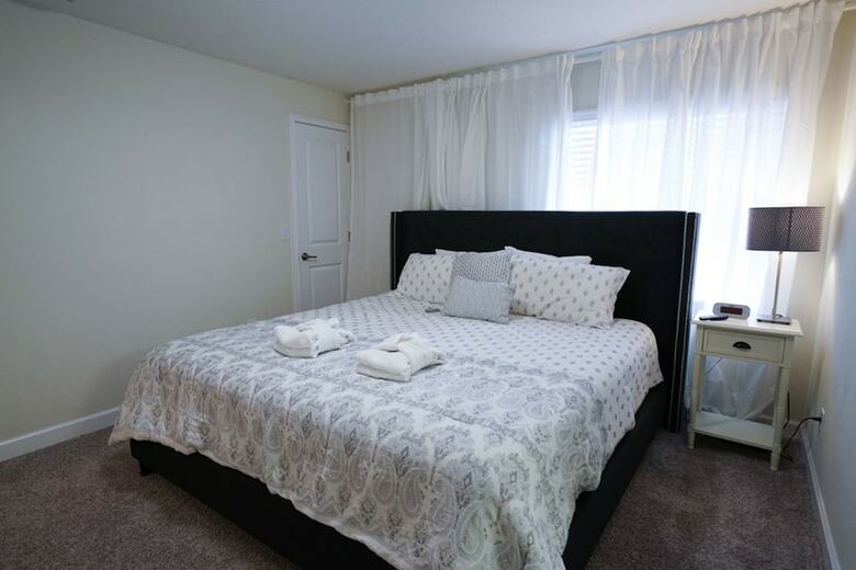 Storey Lake - 3064 Gatsby By Fairytale Vr