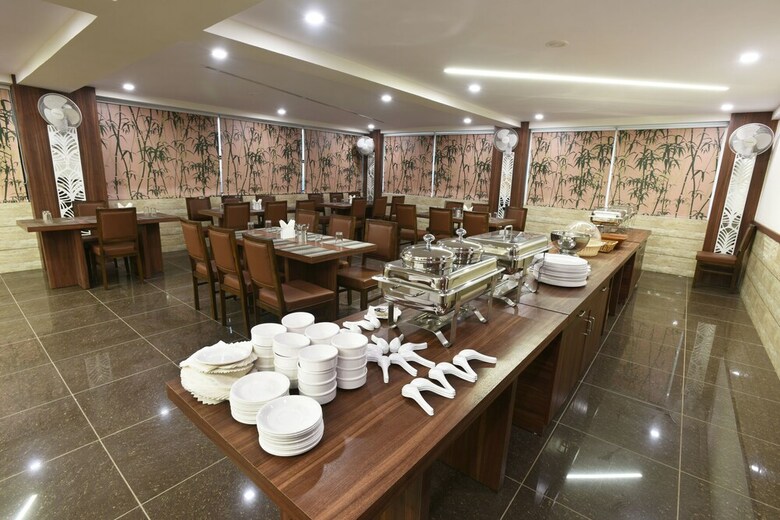 Hotel Luxura