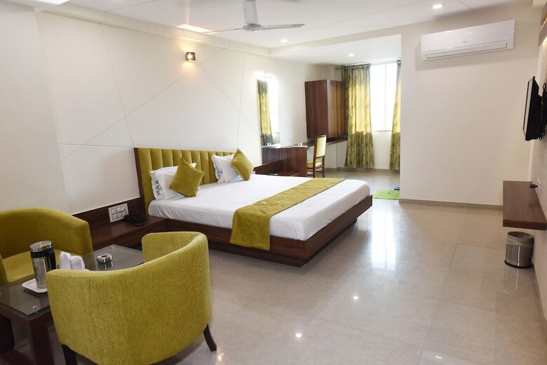 Hotel Luxura