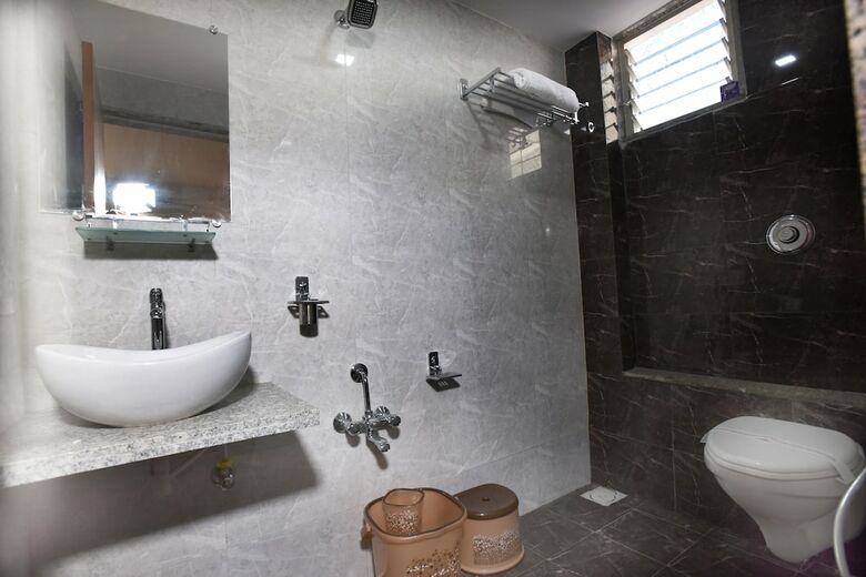 Hotel Luxura