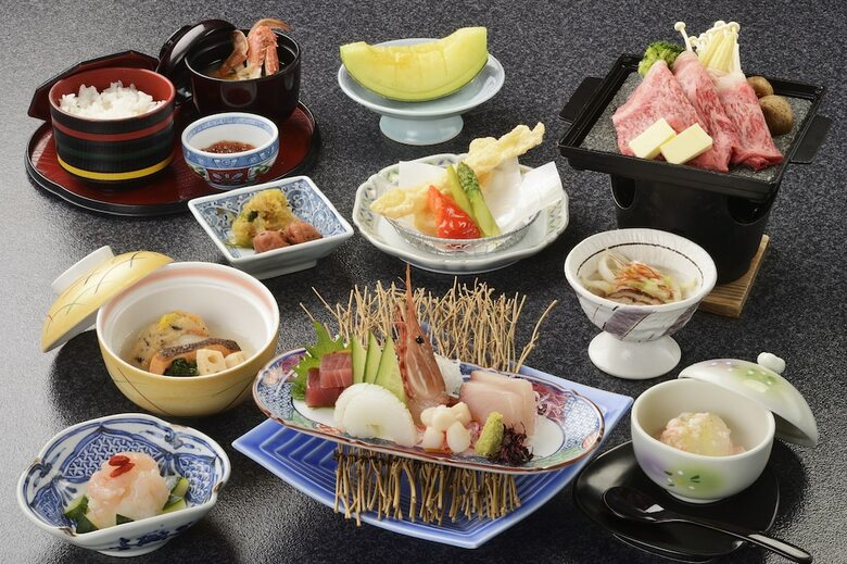Hotel Kanpo No Yado Atami Honkan
