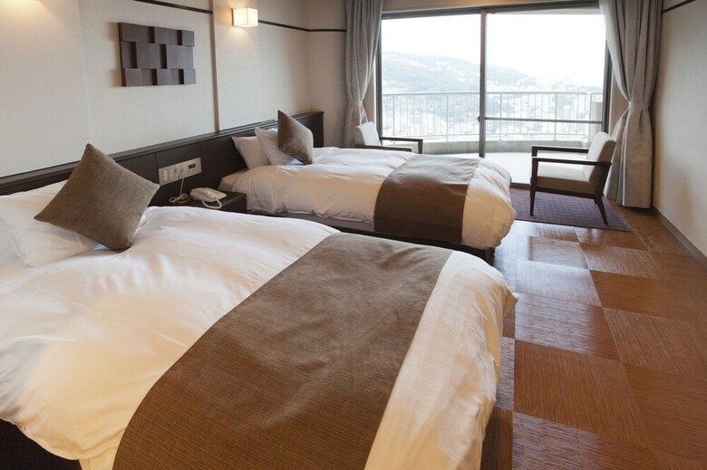 Hotel Kanpo No Yado Atami Honkan