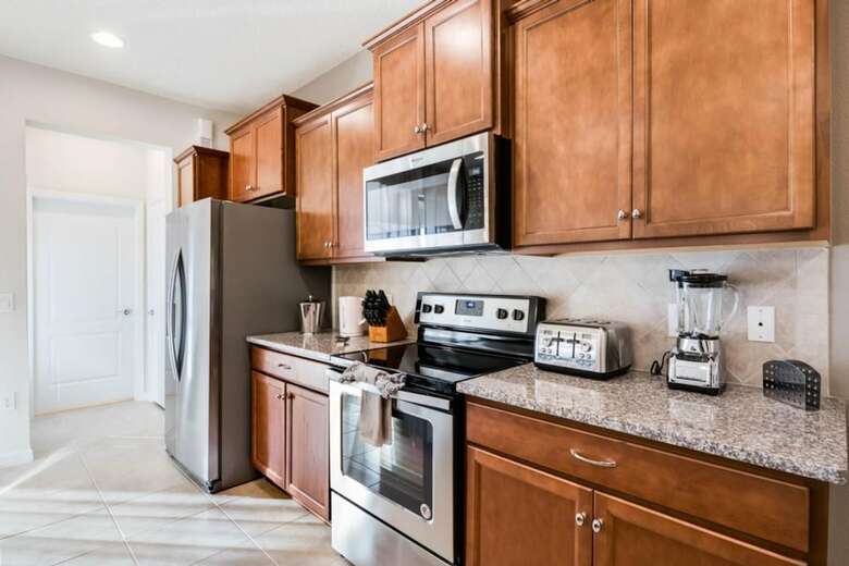 Windsor At Westside - 1776 Lima By Fairytale Vr
