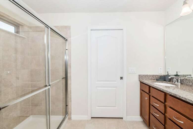 Windsor At Westside - 1776 Lima By Fairytale Vr