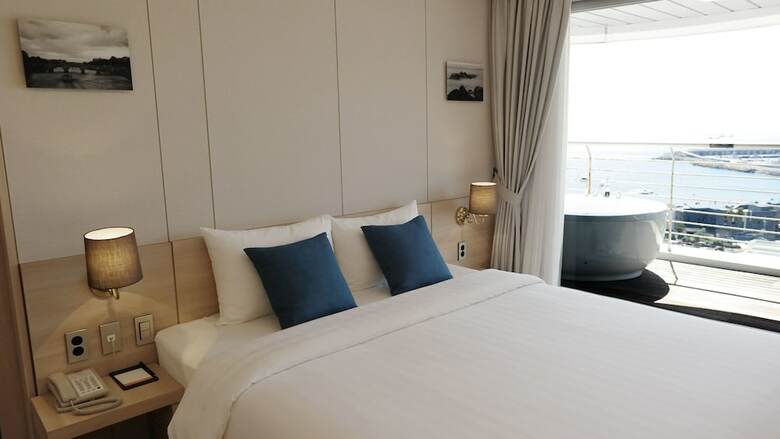 Hotel Artstay Seogwipo Harbor