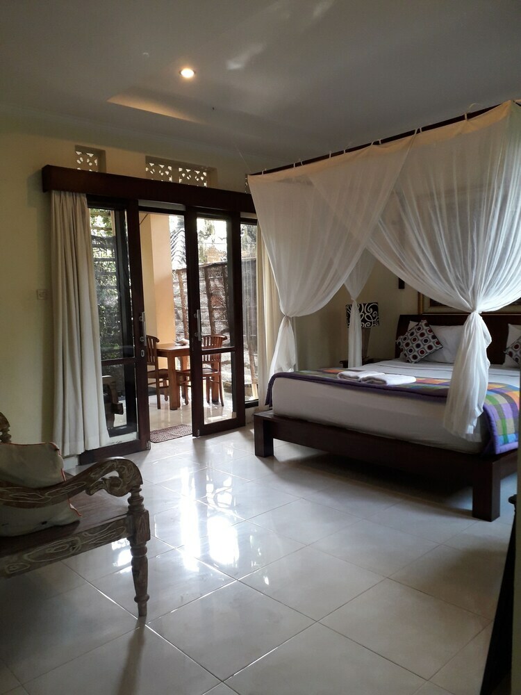 Hotel Widi House