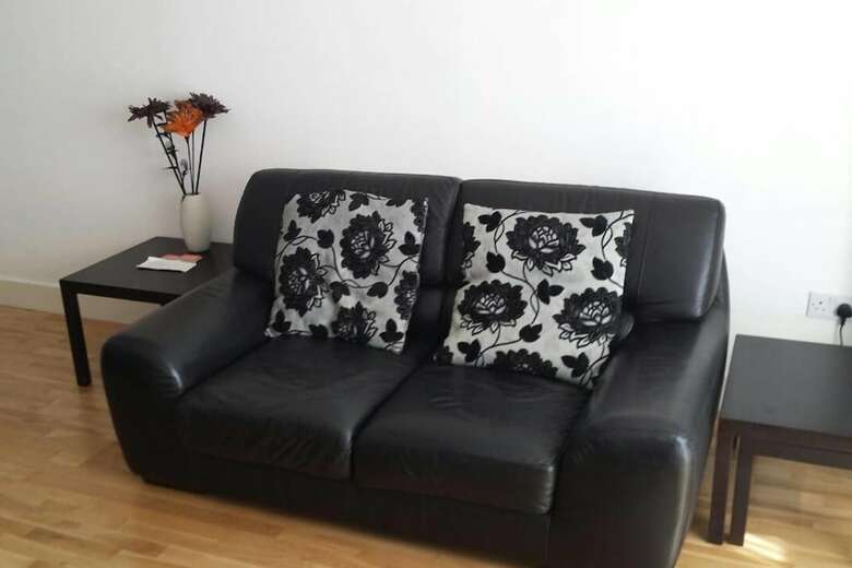 2 Bedroom Apartment Bishops Quay