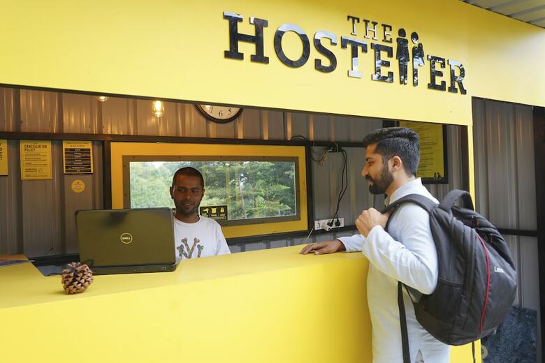 Hostal The Hosteller Bir