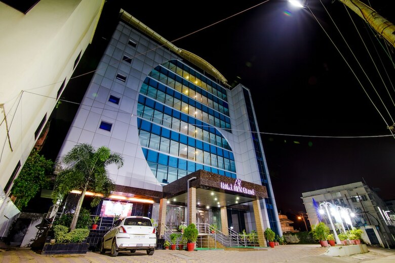Hotel Avn Grand