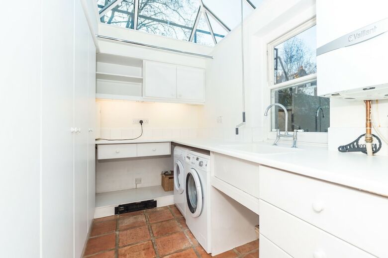 Pml Apartments Kensington