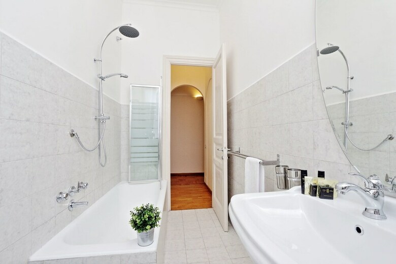 Vatican Luxapart Terrace - My Extra Home