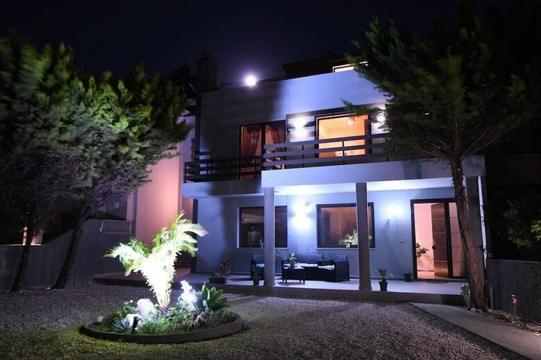 Lilies Villa