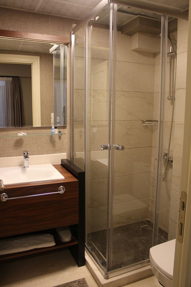 Armida City Hotel