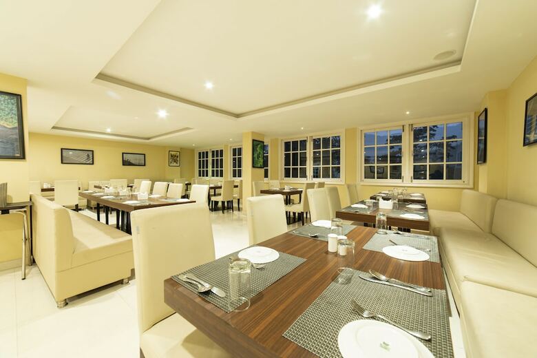 Hotel Cygnett Inn Lamaison