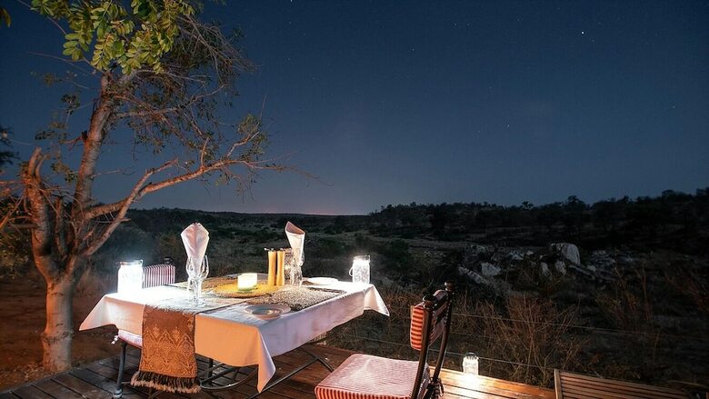 Posada Ivory Wilderness River Rock Lodge