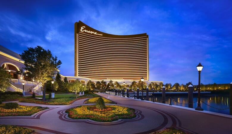 Hotel Encore Boston Harbor