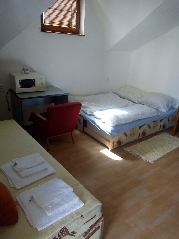 Monika Apartman