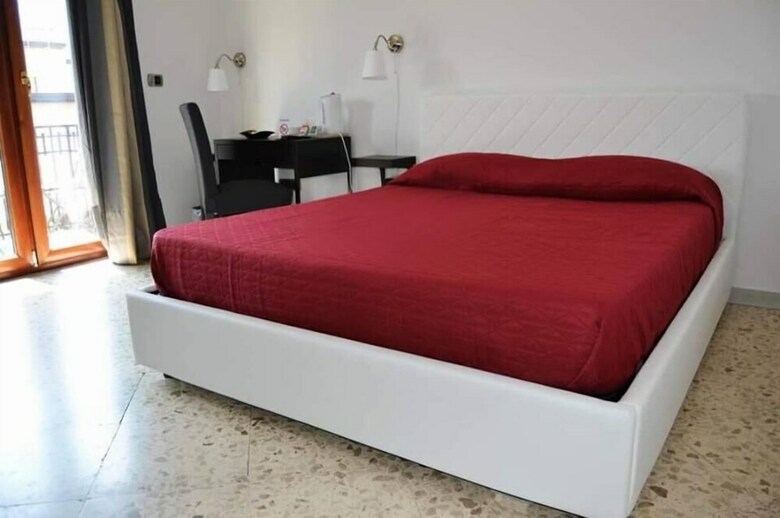 Bed & Breakfast Sanctuary Rooms