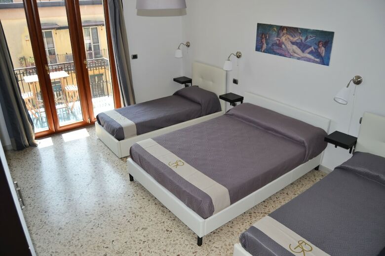 Bed & Breakfast Sanctuary Rooms