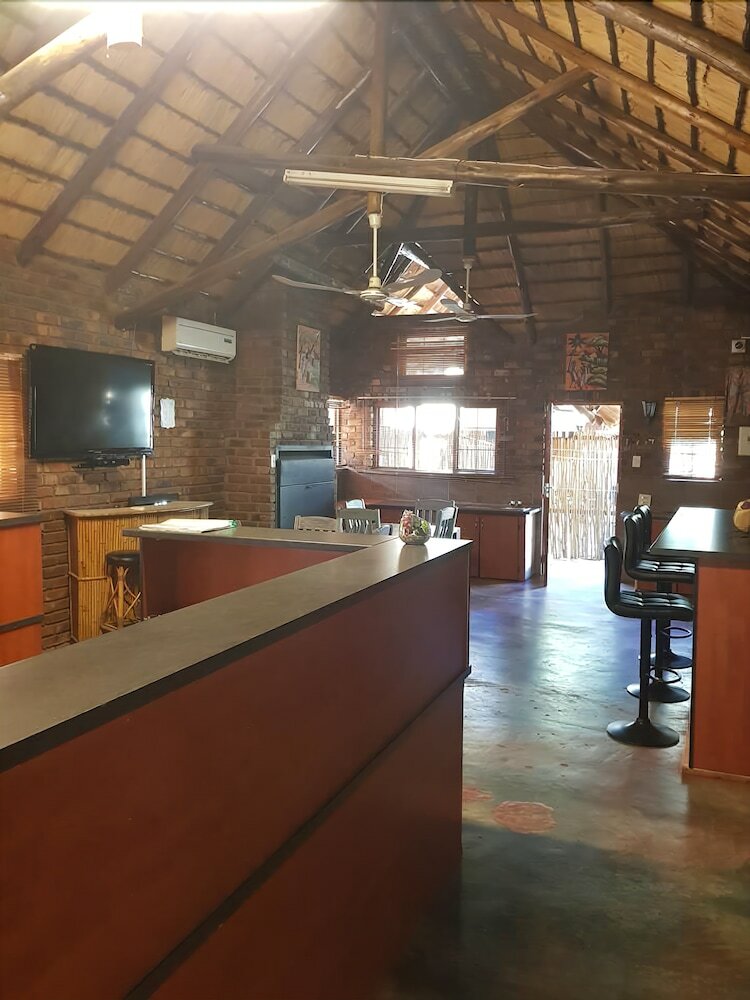 Hotel La Lucia Guest House