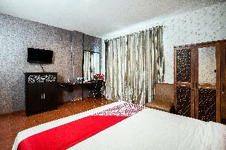 Hostal Oyo 526 Hotel Best