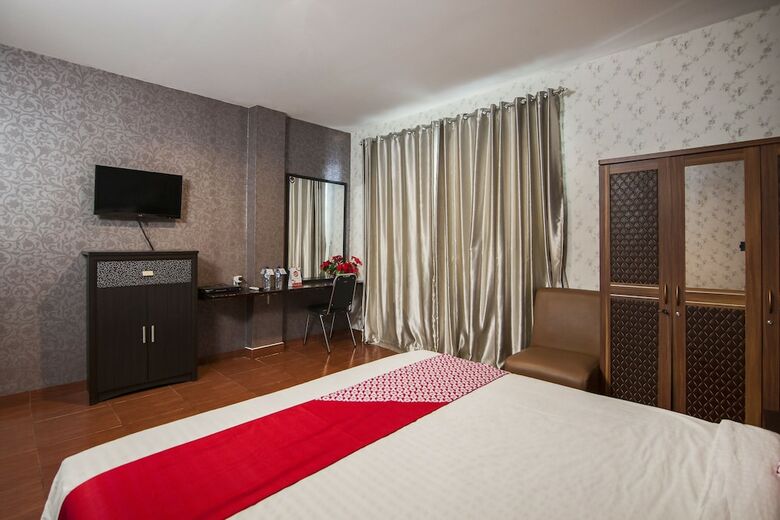 Hostal Oyo 526 Hotel Best