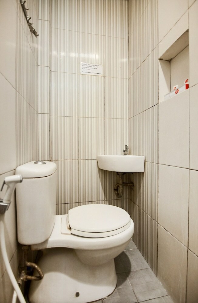 Hostal Oyo 526 Hotel Best