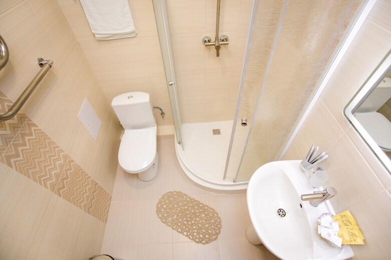 Hotel Alfa Plyus