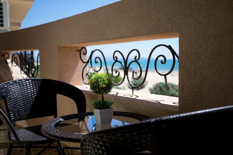 Hotel Alfa Plyus