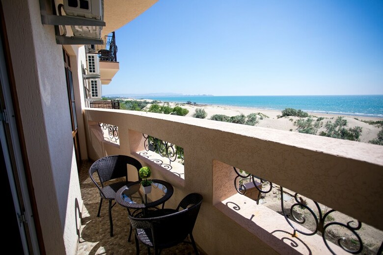 Hotel Alfa Plyus