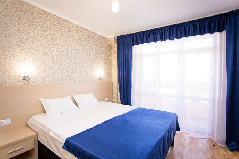 Hotel Alfa Plyus
