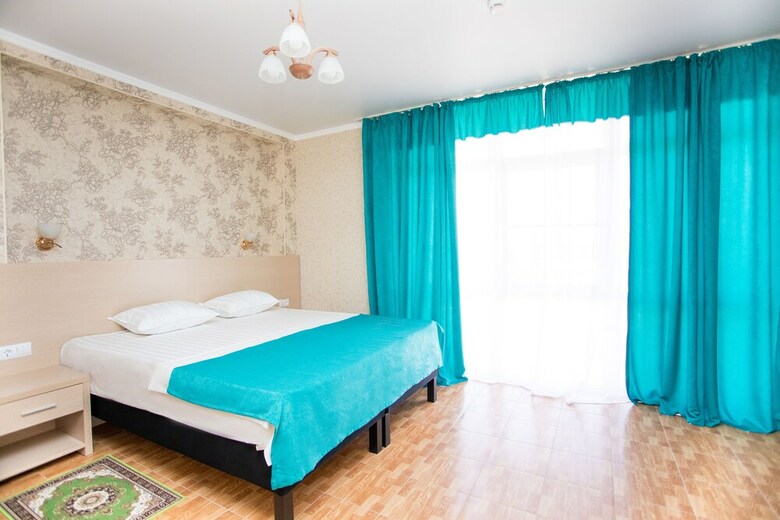 Hotel Alfa Plyus