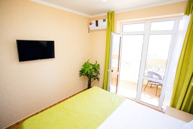 Hotel Alfa Plyus